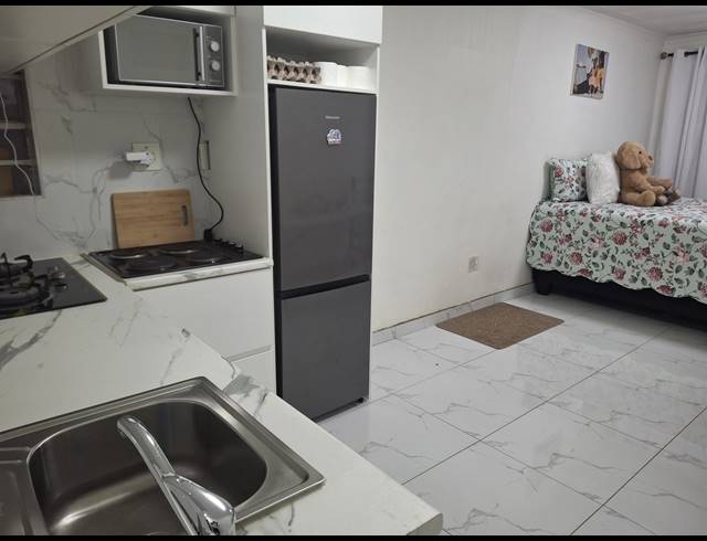 BEDROOM APARTMENT FOR SALE IN COMMERCIA